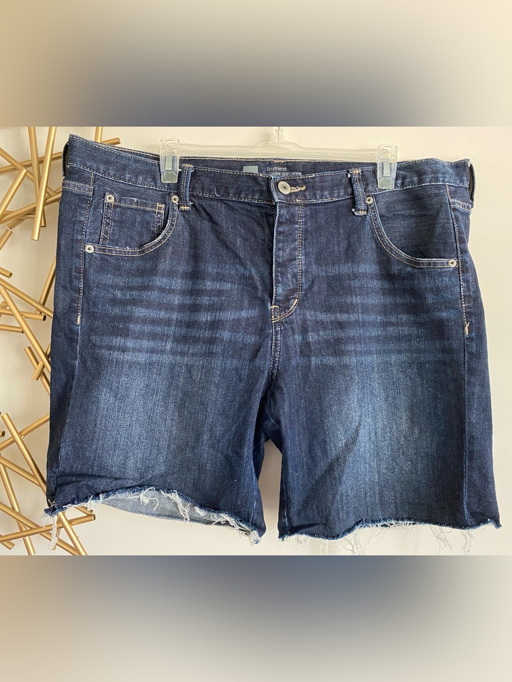 Vintage Mossimo Premium Denim Boyfriend Cut Off Denim Shorts - Size 14